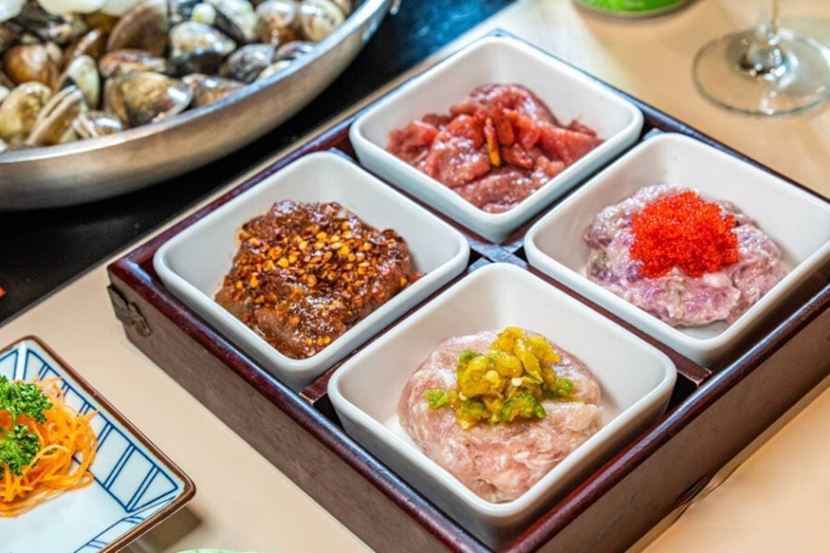 五花肉雪花冰吃過嗎?超狂冰品2人同行免費吃,加碼嗑「鮭魚卵干貝痛風鍋」 五花肉雪花冰吃過嗎?超狂冰品2人同行免費吃,加碼嗑「鮭魚卵干貝痛風鍋」