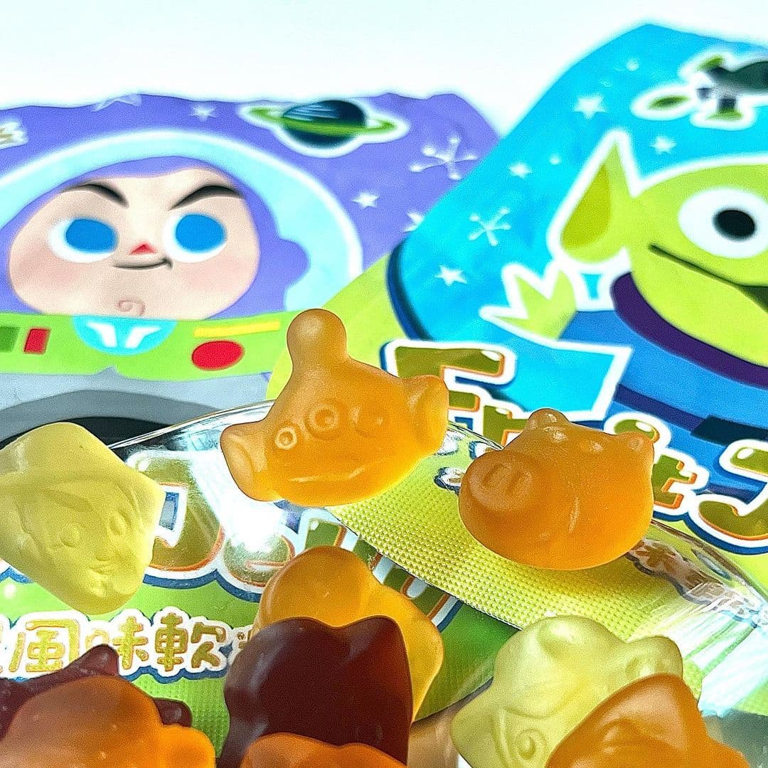 「玩總立體軟糖」Q爆!胡迪、三眼怪、火腿造型萌翻,家樂福6款包裝全收 「玩總立體軟糖」Q爆!胡迪、三眼怪、火腿造型萌翻,家樂福6款包裝全收