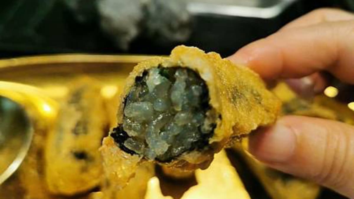 整隻活體雞入鍋!新北道地「韓式料理」小菜吃到飽,浮誇大盆裝滿滿蛤蜊 整隻活體雞入鍋!新北道地「韓式料理」小菜吃到飽,浮誇大盆裝滿滿蛤蜊