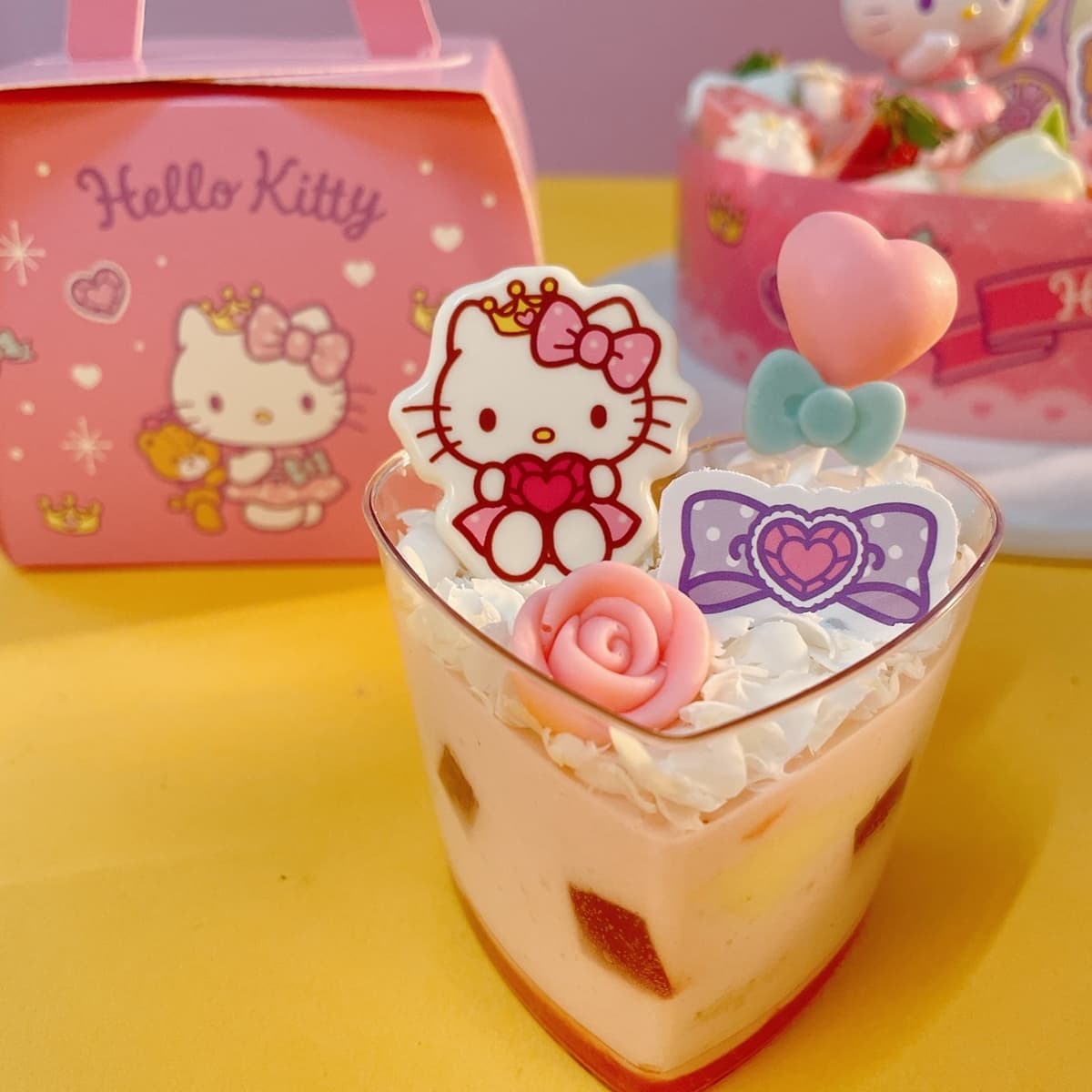 Kitty、布丁狗萌到捨不得吃!85℃4款三麗鷗蛋糕限量快搶,還有公仔可收藏 Kitty、布丁狗萌到捨不得吃!85℃4款三麗鷗蛋糕限量快搶,還有公仔可收藏