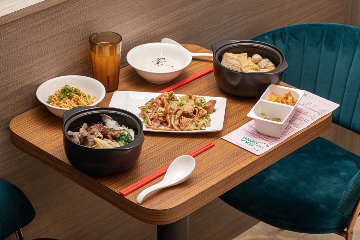 【新開店】賞飛機零死角!全新「景觀貨櫃餐廳」在桃園,再嗑紅到紐約小火鍋 【新開店】賞飛機零死角!全新「景觀貨櫃餐廳」在桃園,再嗑紅到紐約小火鍋