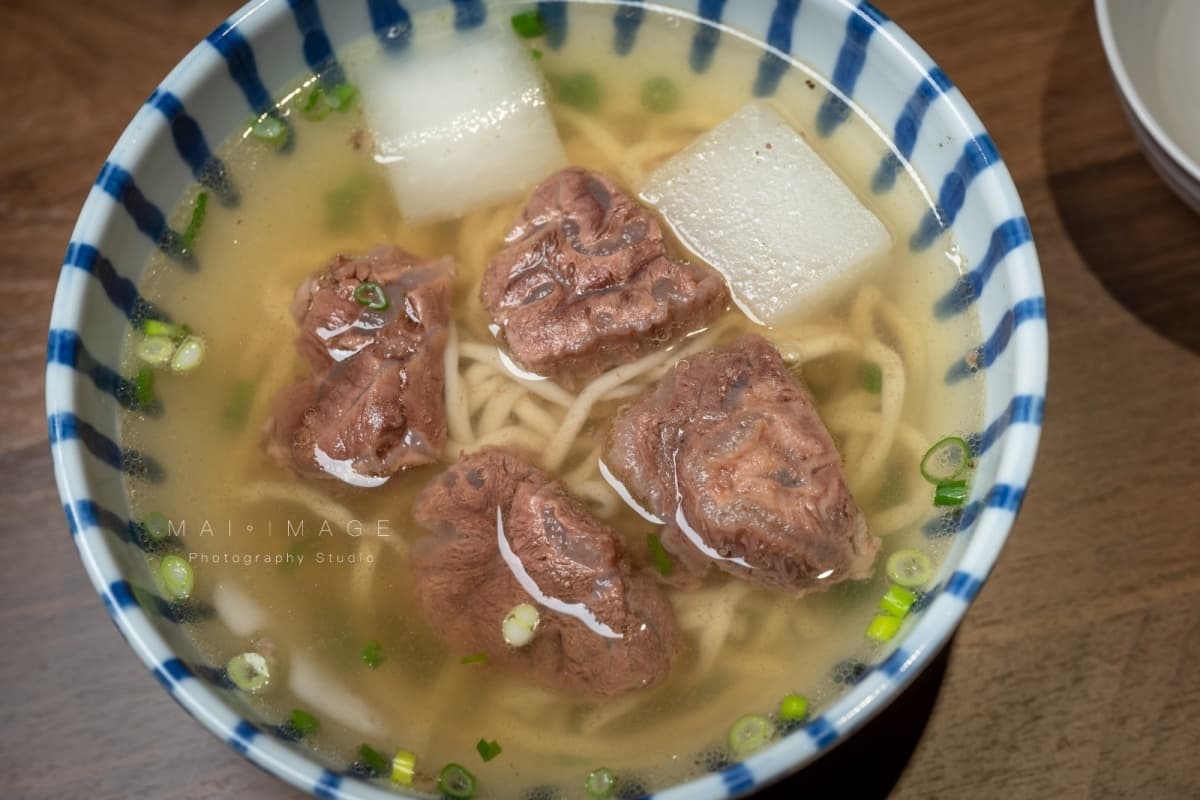 桃園人推爆!中壢5必吃牛肉麵:免費加麵加湯、1700則好評、只賣1種湯頭 桃園人推爆!中壢5必吃牛肉麵:免費加麵加湯、1700則好評、只賣1種湯頭