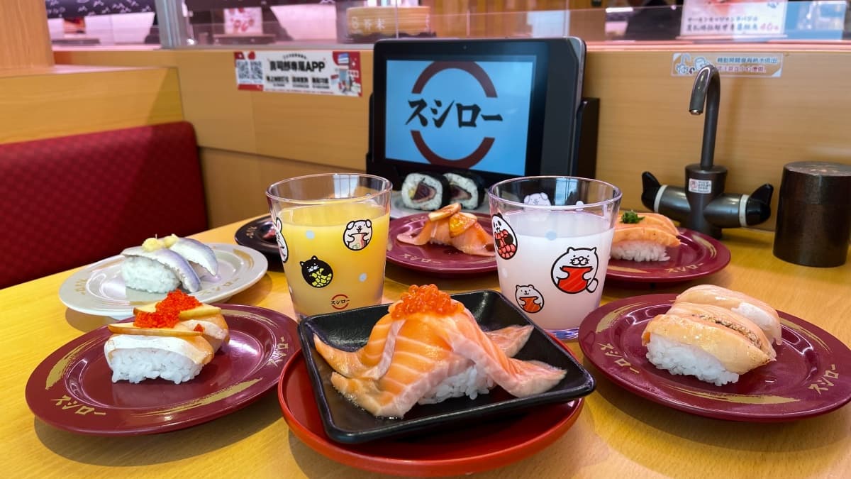 「壽司郎」鮭魚1貫僅13元!再嗑期間限定爆量「鮭山島」,網嗨:還不吃爆 「壽司郎」鮭魚1貫僅13元!再嗑期間限定爆量「鮭山島」,網嗨:還不吃爆