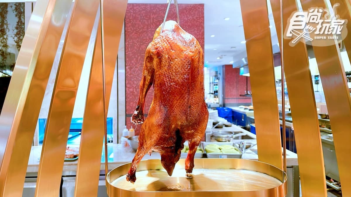 直擊全台最大「饗食天堂旗艦店」!爽嗑8大餐區、超萌兒童餐點、全新港點餐車(中獎名單公布) 直擊全台最大「饗食天堂旗艦店」!爽嗑8大餐區、超萌兒童餐點、全新港點餐車(中獎名單公布)