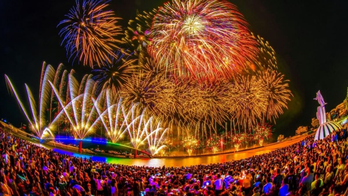 迪士尼粉先卡位!2023「澎湖海上花火節」時間公布,無人機+絕美煙火必衝 迪士尼粉先卡位!2023「澎湖海上花火節」時間公布,無人機+絕美煙火必衝