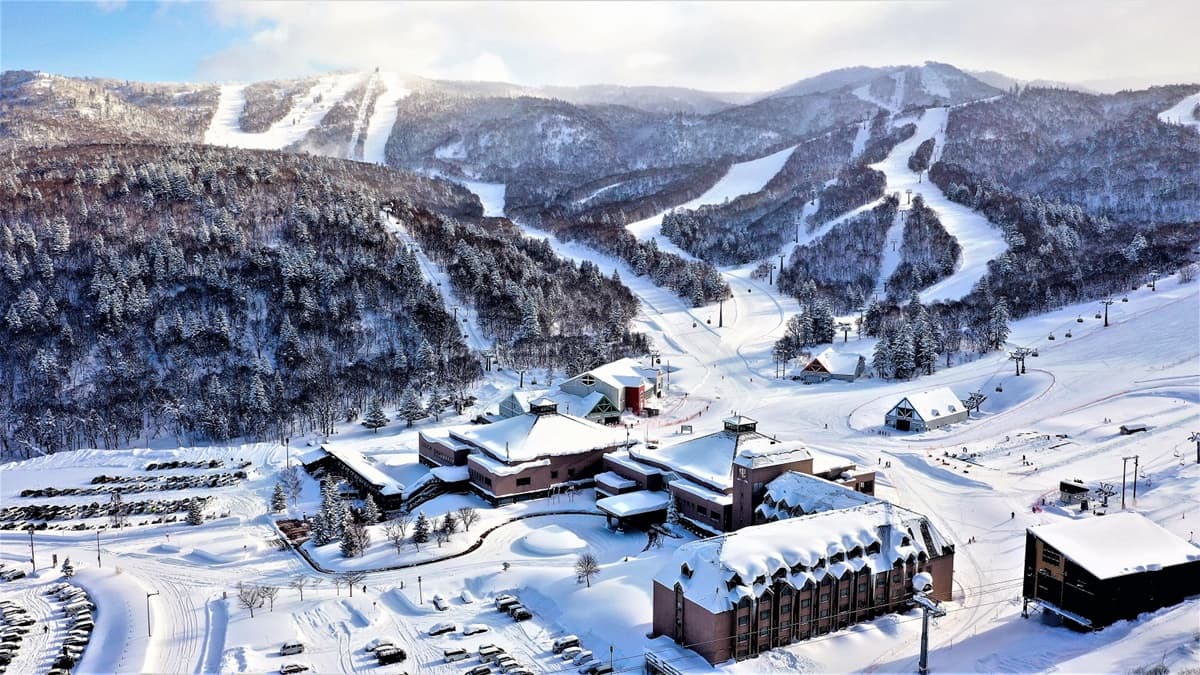 五天四夜3萬5有找!2023「吃住玩通通包」滑雪度假村最新3家,北海道最夯 五天四夜3萬5有找!2023「吃住玩通通包」滑雪度假村最新3家,北海道最夯