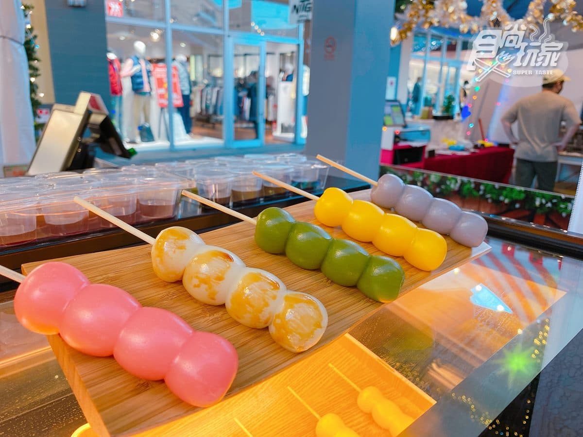 全台最大Outlet耶誕市集!1.6公里光廊逛全台夯店,網紅奶酥、彩色糰子都有(中獎名單公布) 全台最大Outlet耶誕市集!1.6公里光廊逛全台夯店,網紅奶酥、彩色糰子都有(中獎名單公布)