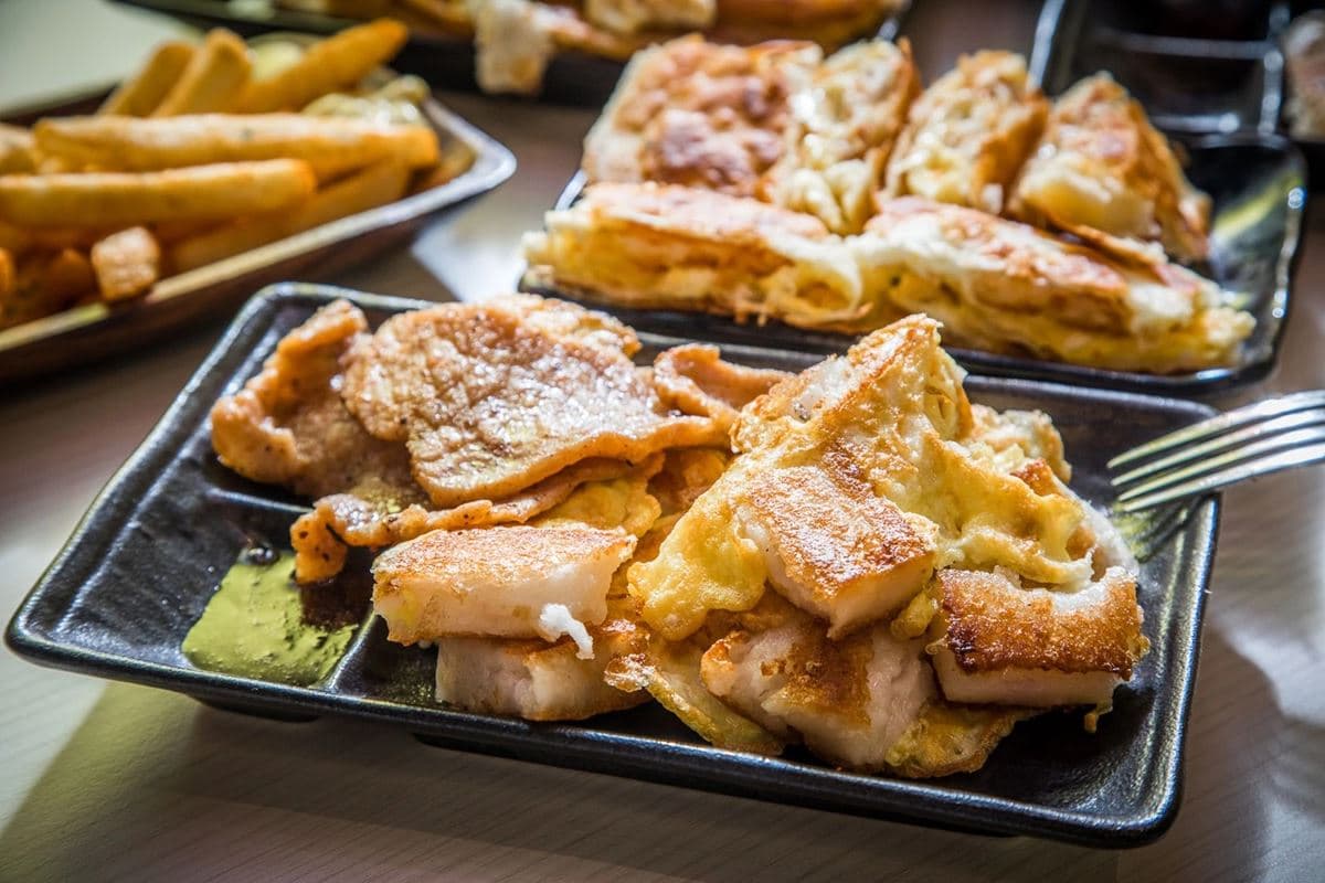 林口不是美食沙漠!饕客帶路吃6家:比臉大雞排飯、近5000則好評、免費加麵線 林口不是美食沙漠!饕客帶路吃6家:比臉大雞排飯、近5000則好評、免費加麵線
