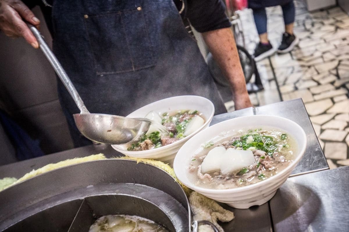 林口不是美食沙漠!饕客帶路吃6家:比臉大雞排飯、近5000則好評、免費加麵線 林口不是美食沙漠!饕客帶路吃6家:比臉大雞排飯、近5000則好評、免費加麵線