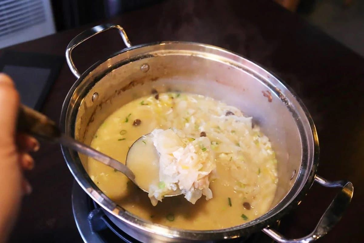 林口不是美食沙漠!饕客帶路吃6家:比臉大雞排飯、近5000則好評、免費加麵線 林口不是美食沙漠!饕客帶路吃6家:比臉大雞排飯、近5000則好評、免費加麵線