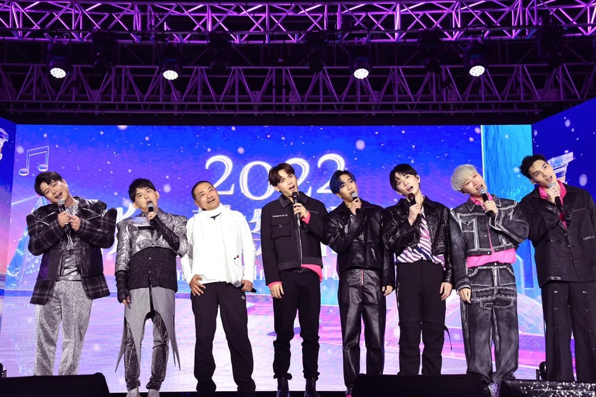 比跨年還熱鬧!新北「巨星耶誕演唱會」超嗨,蔡健雅、瘦子E.SO壓軸掀高潮 比跨年還熱鬧!新北「巨星耶誕演唱會」超嗨,蔡健雅、瘦子E.SO壓軸掀高潮