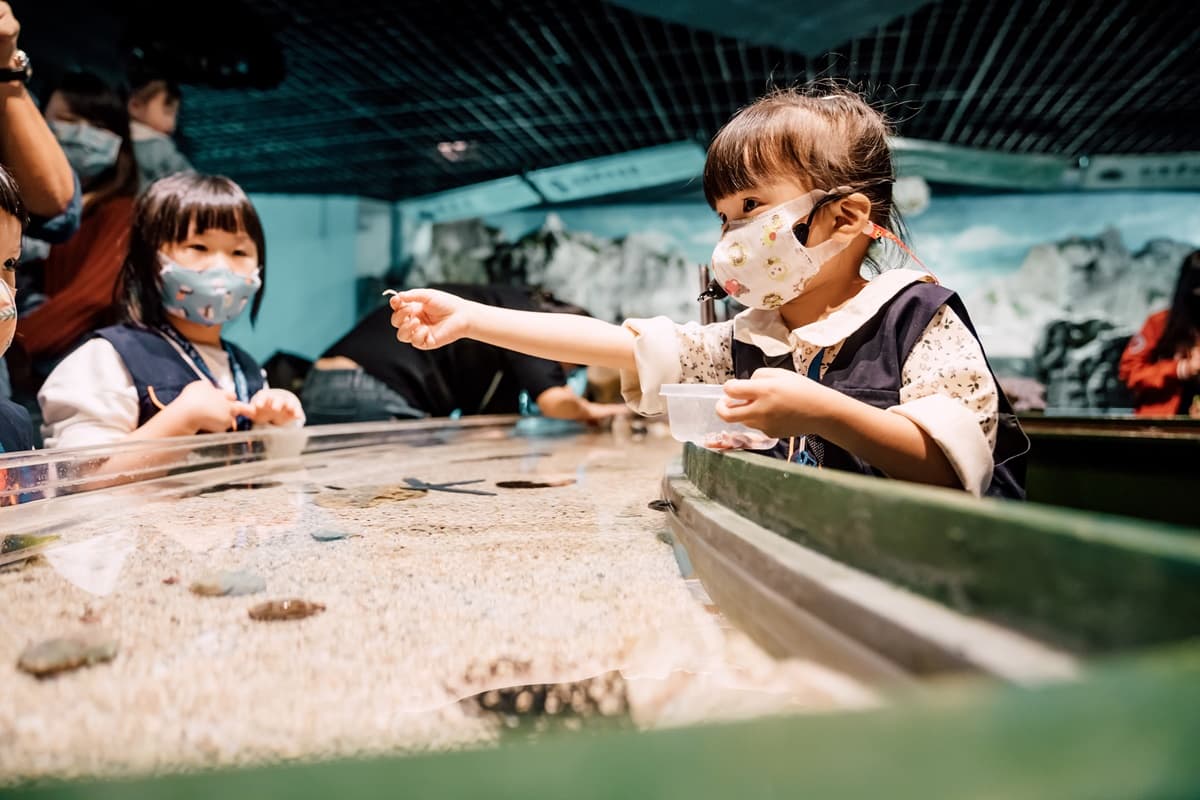 帶你潛入深海!屏東海生館全新場域「微光漂流」,浮游生物驚喜現身 帶你潛入深海!屏東海生館全新場域「微光漂流」,浮游生物驚喜現身