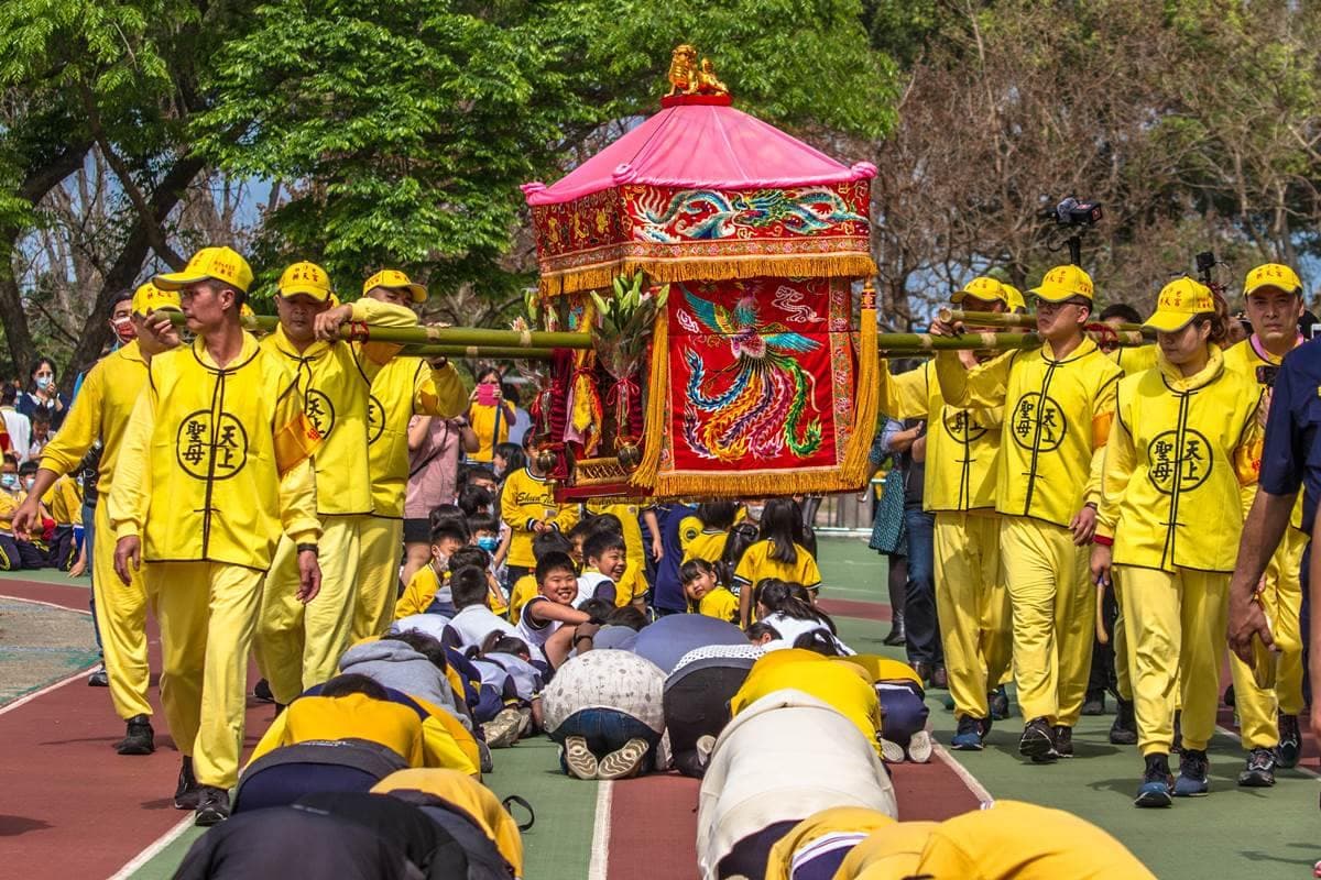 「粉紅超跑」起駕!2023白沙屯媽祖進香日程曝,9天8夜行程、管制一次看 「粉紅超跑」起駕!2023白沙屯媽祖進香日程曝,9天8夜行程、管制一次看