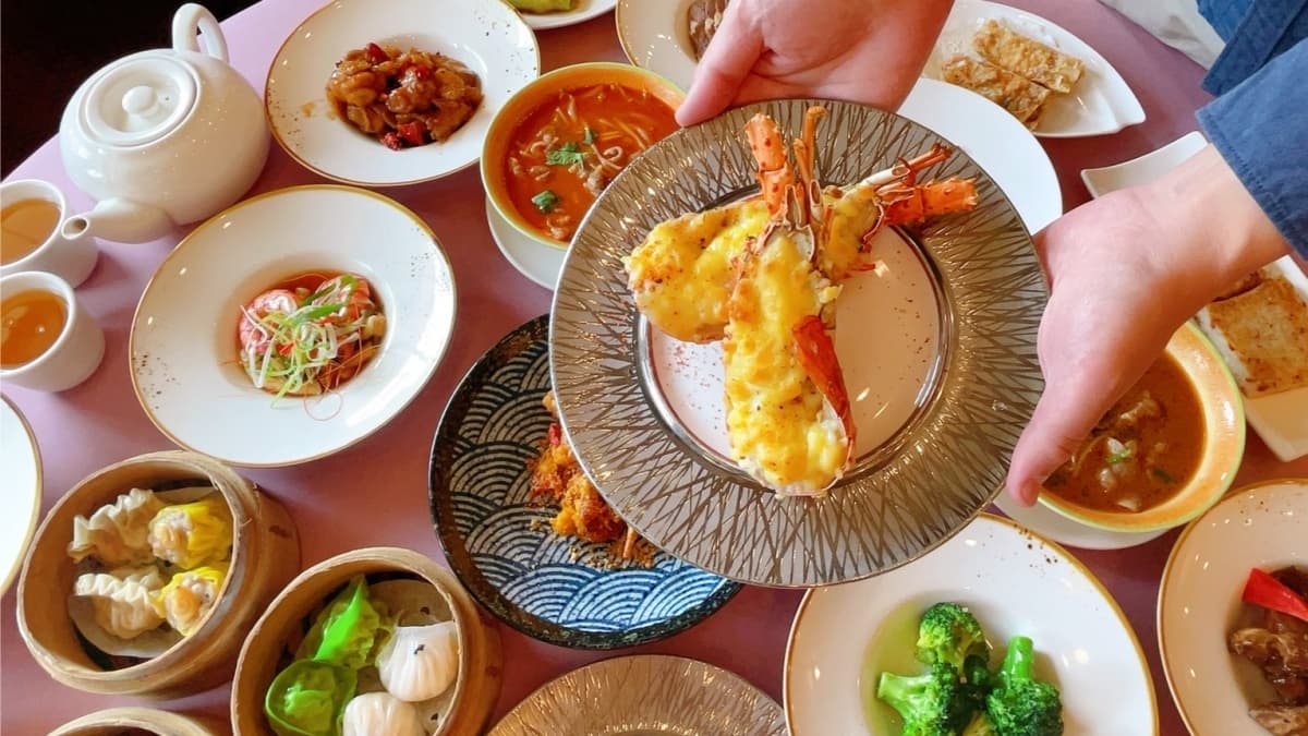 呼叫吃到飽控!桃園「港點百匯」60道粵菜任你吃,必嗑脆皮雞、火焰櫻桃鴨 呼叫吃到飽控!桃園「港點百匯」60道粵菜任你吃,必嗑脆皮雞、火焰櫻桃鴨