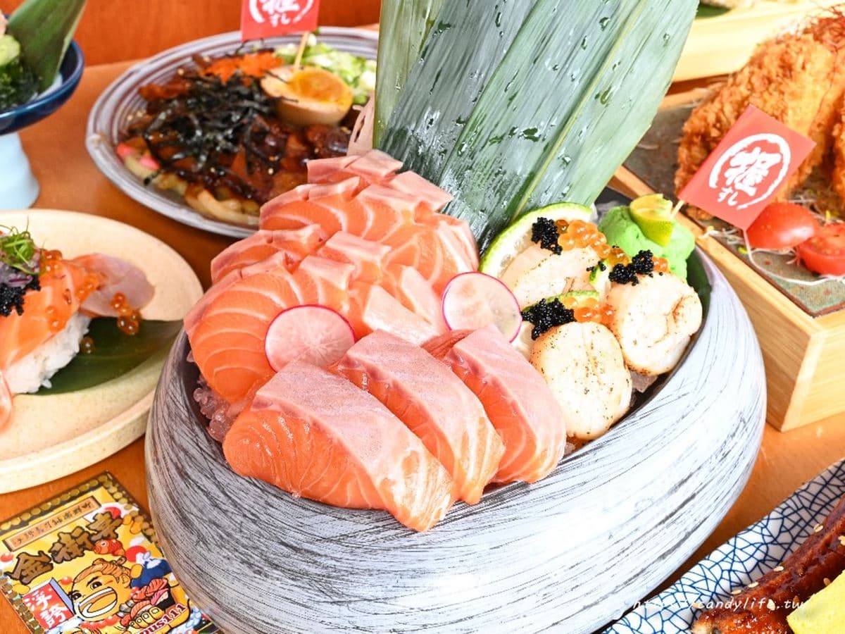 秒飛日本吃壽司!台中最夯「浮誇壽司」超狂給料不手軟,厚切鮭魚一口塞不下 秒飛日本吃壽司!台中最夯「浮誇壽司」超狂給料不手軟,厚切鮭魚一口塞不下