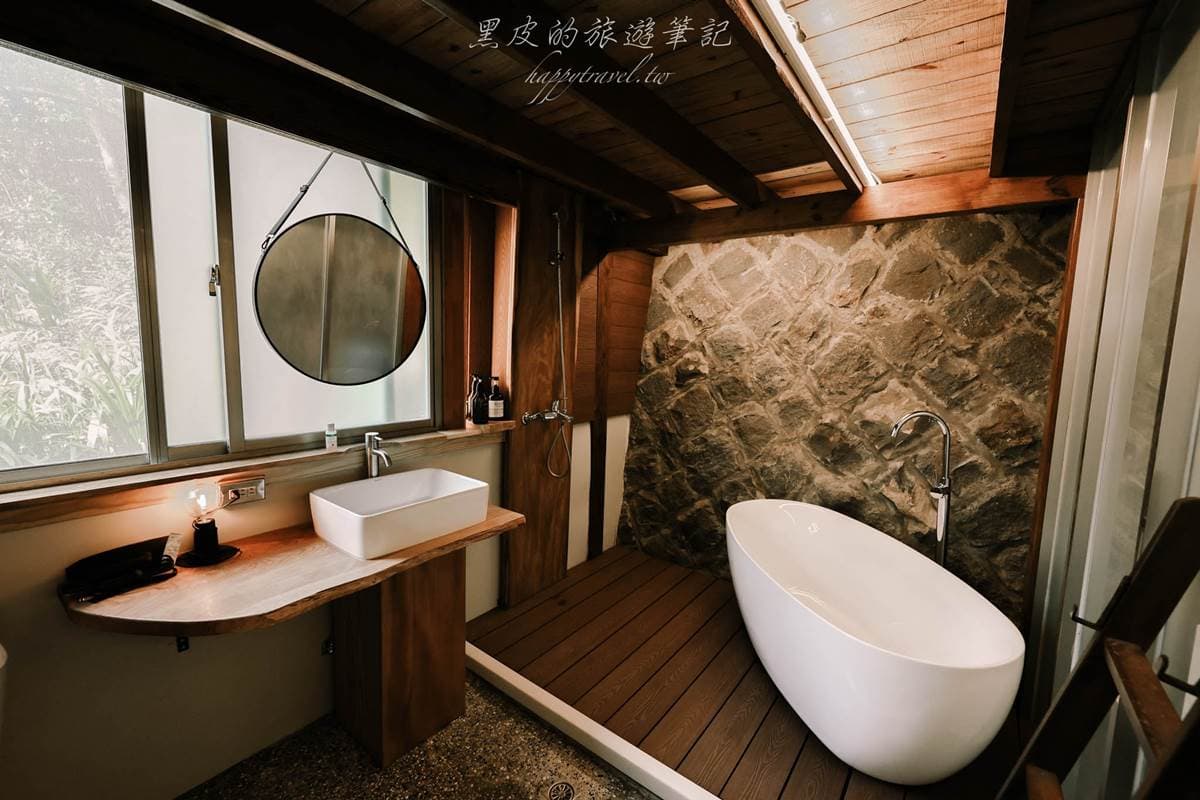 【新開店】訂到房才給地址!超神祕「小木屋民宿」藏陽明山,美到秒瞬移日本 【新開店】訂到房才給地址!超神祕「小木屋民宿」藏陽明山,美到秒瞬移日本