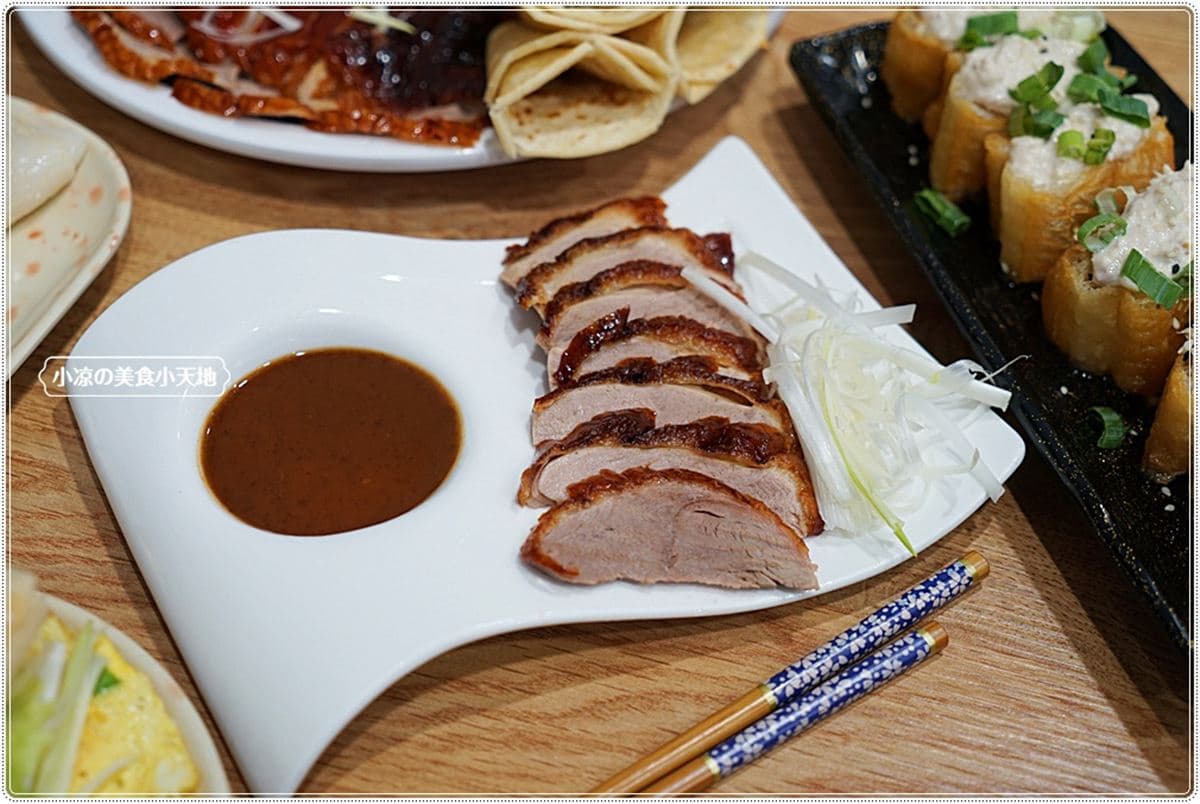 1人份烤鴨只要65元!台中最霸氣宵夜藏在這,燒餅、饅頭、蛋餅通通夾烤鴨 1人份烤鴨只要65元!台中最霸氣宵夜藏在這,燒餅、饅頭、蛋餅通通夾烤鴨