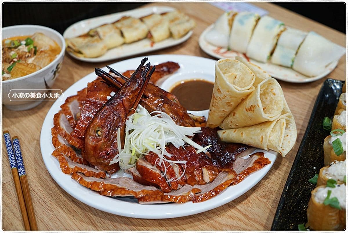 1人份烤鴨只要65元!台中最霸氣宵夜藏在這,燒餅、饅頭、蛋餅通通夾烤鴨 1人份烤鴨只要65元!台中最霸氣宵夜藏在這,燒餅、饅頭、蛋餅通通夾烤鴨