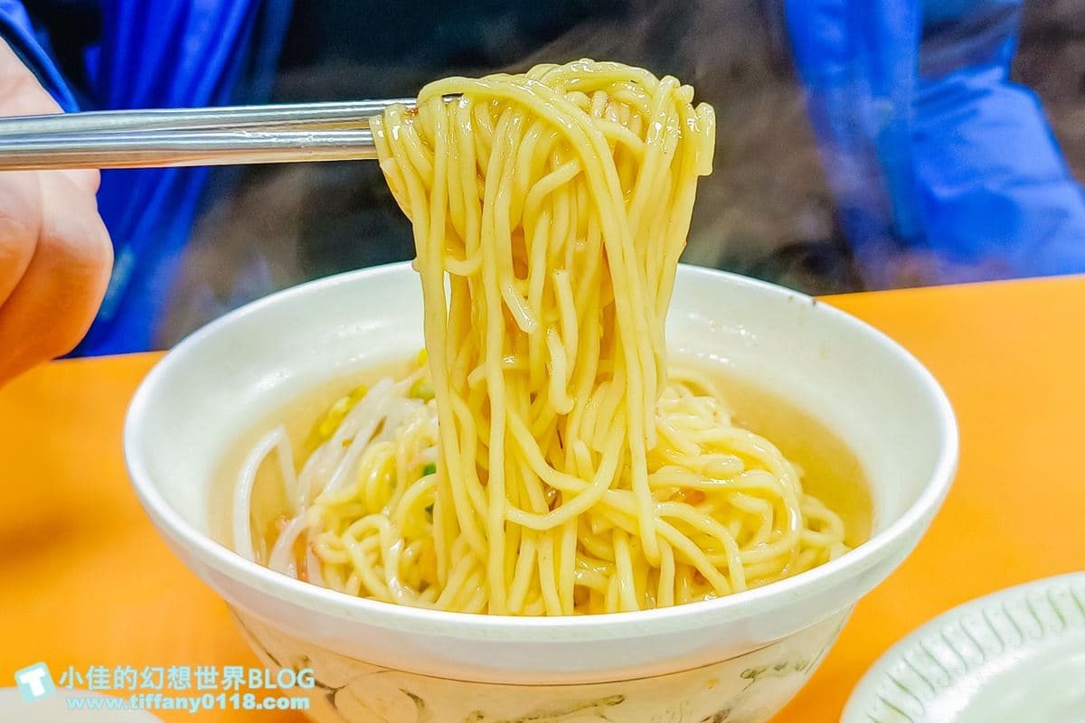 20元吃米其林美食!大稻埕80年「佛系麵店」永遠在排隊,超強紅燒肉網推必點 20元吃米其林美食!大稻埕80年「佛系麵店」永遠在排隊,超強紅燒肉網推必點