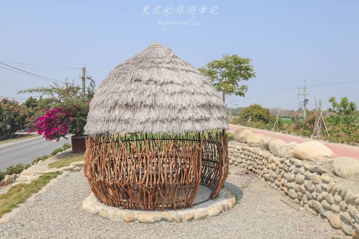錯過等明年!爆發系「苦楝花祕境」藏在這,雪白花海+鳥巢樹屋美到狂洗版IG 錯過等明年!爆發系「苦楝花祕境」藏在這,雪白花海+鳥巢樹屋美到狂洗版IG