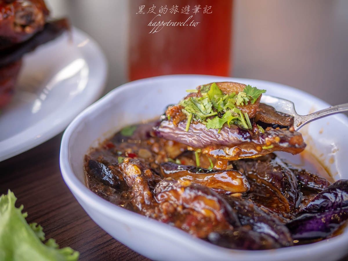 好吃到小S也朝聖!「金紅甕仔雞」好評飆破2000則,6菜1湯每人免400元超佛 好吃到小S也朝聖!「金紅甕仔雞」好評飆破2000則,6菜1湯每人免400元超佛
