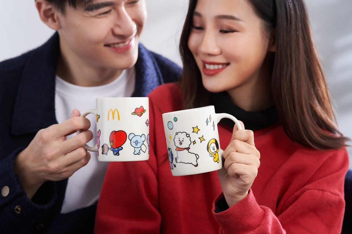 全台限量7萬組!麥當勞「BT21陶瓷餐具三件組」開搶,套餐加購就能帶回家 全台限量7萬組!麥當勞「BT21陶瓷餐具三件組」開搶,套餐加購就能帶回家