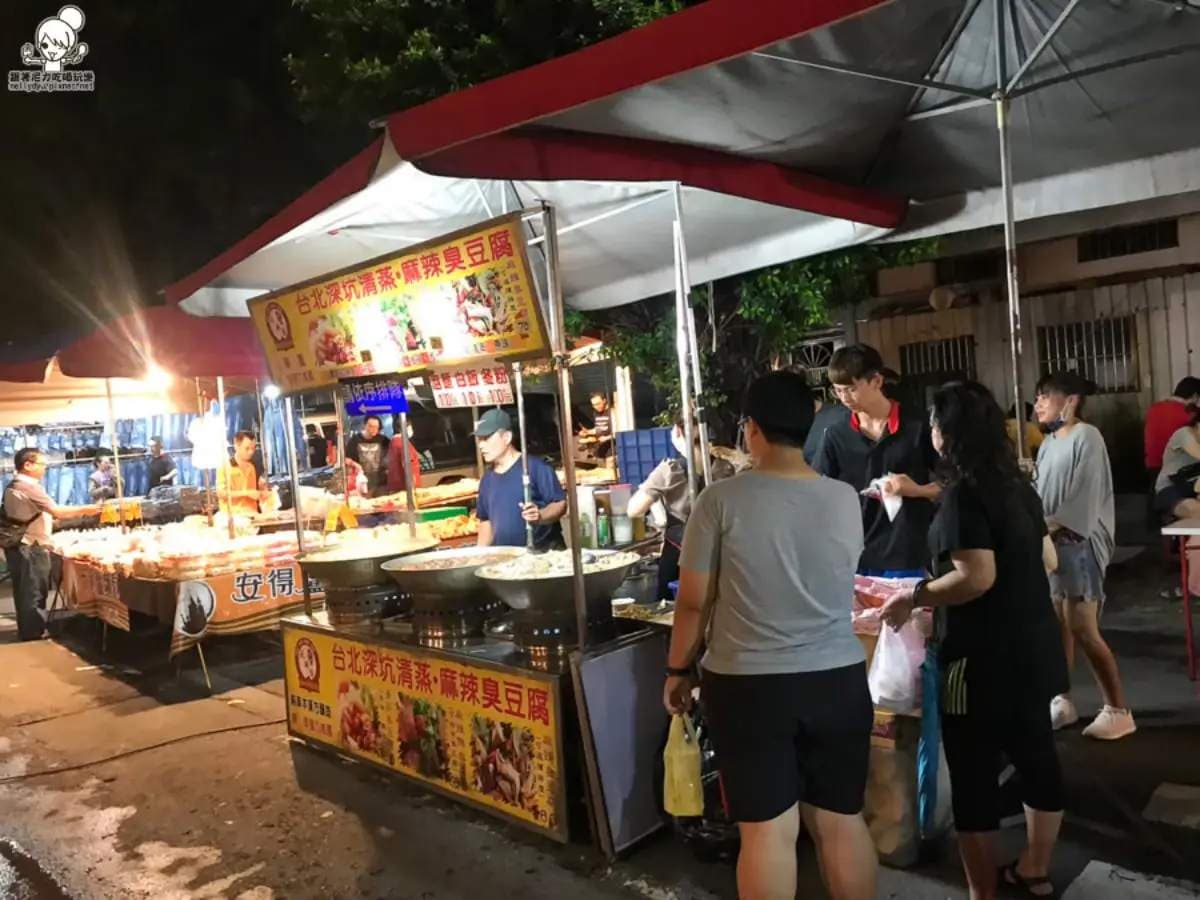 高雄2大最接地氣「快閃市集」!全台唯一民俗美食市集、上百家攤位吃爆逛爆 高雄2大最接地氣「快閃市集」!全台唯一民俗美食市集、上百家攤位吃爆逛爆