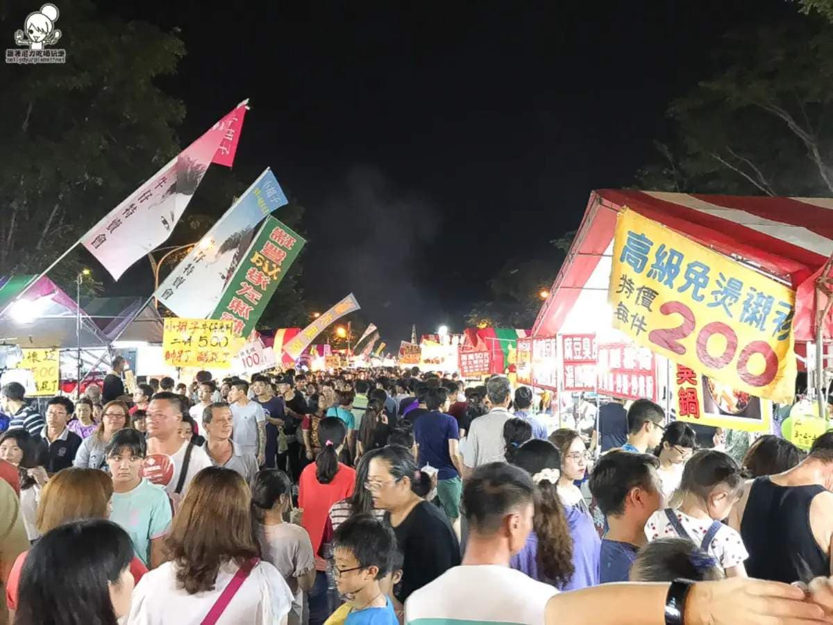 高雄2大最接地氣「快閃市集」!全台唯一民俗美食市集、上百家攤位吃爆逛爆 高雄2大最接地氣「快閃市集」!全台唯一民俗美食市集、上百家攤位吃爆逛爆