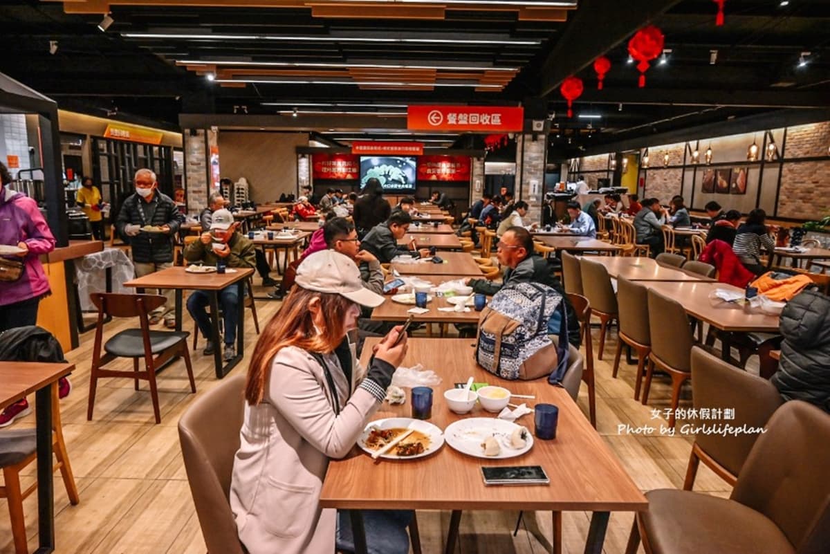 138元自助吧無限吃!朝聖台南最狂「不限時吃到飽」,熱炒、包子、炸物任你夾 138元自助吧無限吃!朝聖台南最狂「不限時吃到飽」,熱炒、包子、炸物任你夾