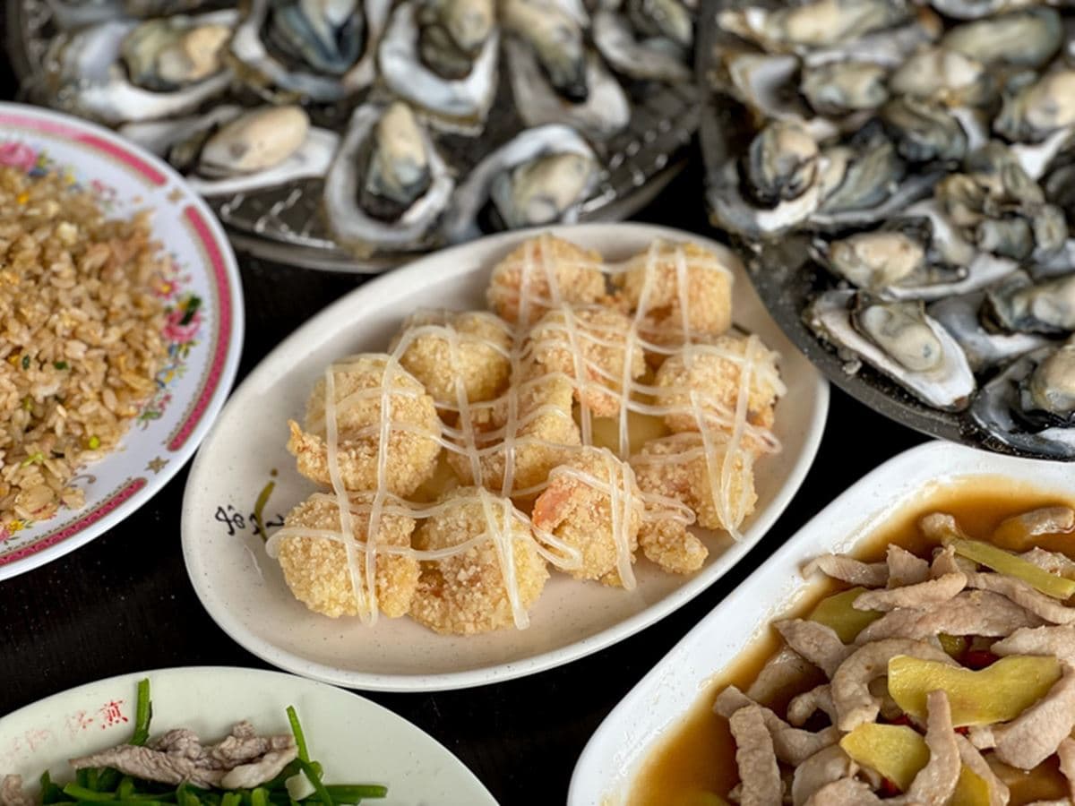 200元無限嗑到爽!當季盛產「烤蚵吃到飽」肥美多汁,高CP值熱炒料理好吃無雷 200元無限嗑到爽!當季盛產「烤蚵吃到飽」肥美多汁,高CP值熱炒料理好吃無雷