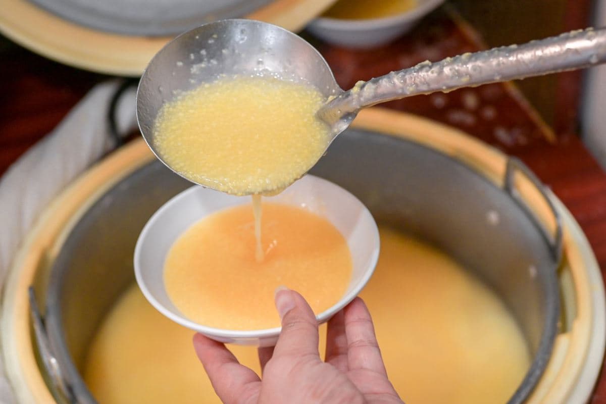 豆花、小米粥無限吃!新竹人激推「爆汁煎餃」CP值超高,必點花生蛋餅尬香菜 豆花、小米粥無限吃!新竹人激推「爆汁煎餃」CP值超高,必點花生蛋餅尬香菜
