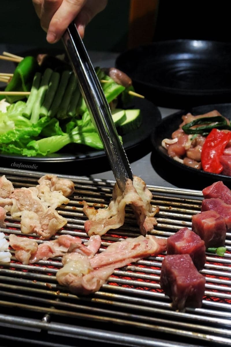 高雄超狂海鮮、燒肉吃到飽!澎湖直送鮮蚵、生蠔任你夾,火烤兩吃CP值爆表 高雄超狂海鮮、燒肉吃到飽!澎湖直送鮮蚵、生蠔任你夾,火烤兩吃CP值爆表