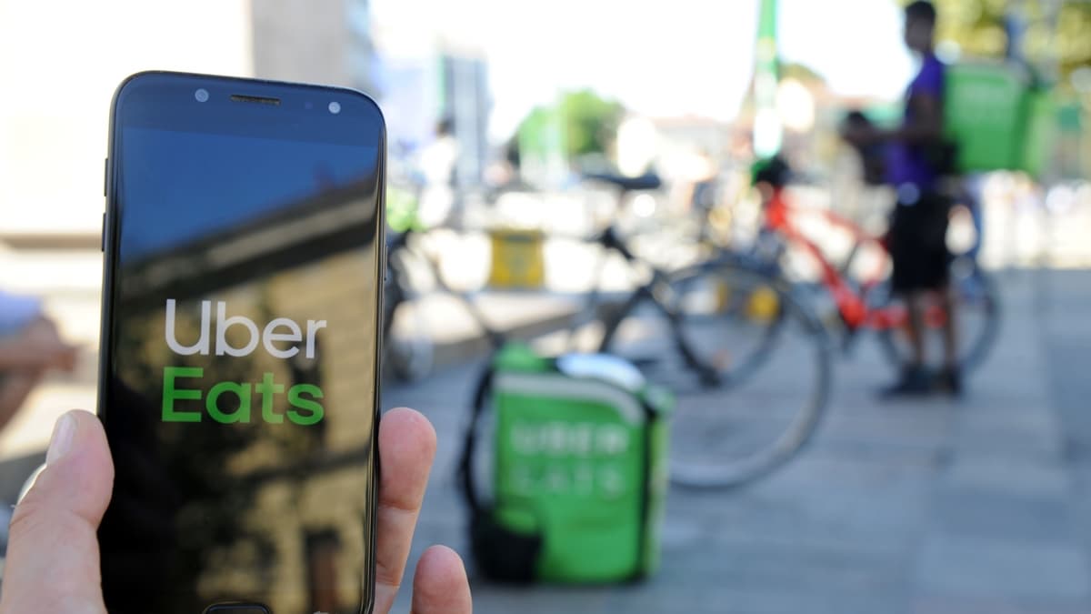 叫外送注意!Uber Eats「這天起」加收服務費,每單最高40元