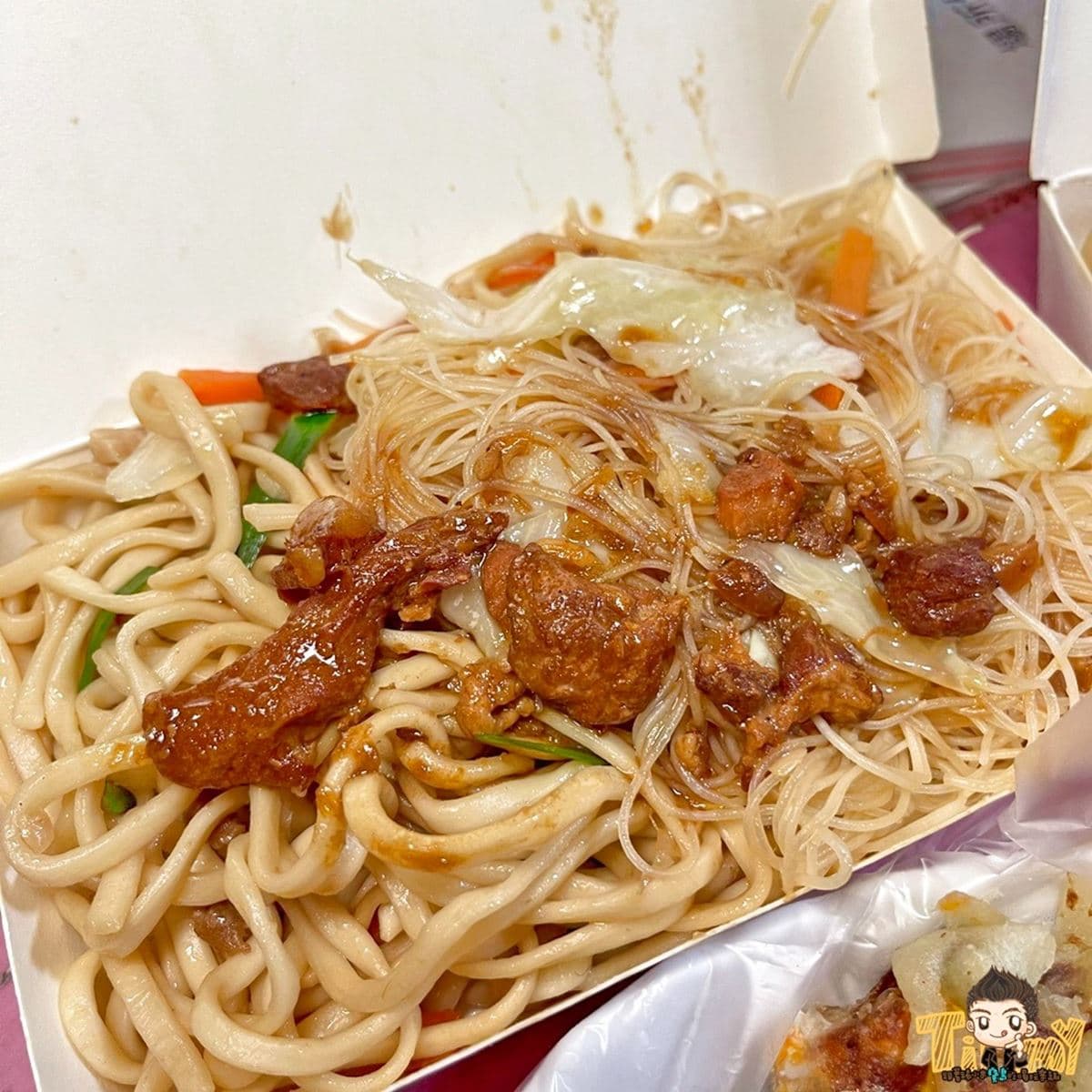 新竹人激推「神級爌肉飯」!凌晨3點半開賣即秒殺,整攤通通免50元CP值爆表 新竹人激推「神級爌肉飯」!凌晨3點半開賣即秒殺,整攤通通免50元CP值爆表