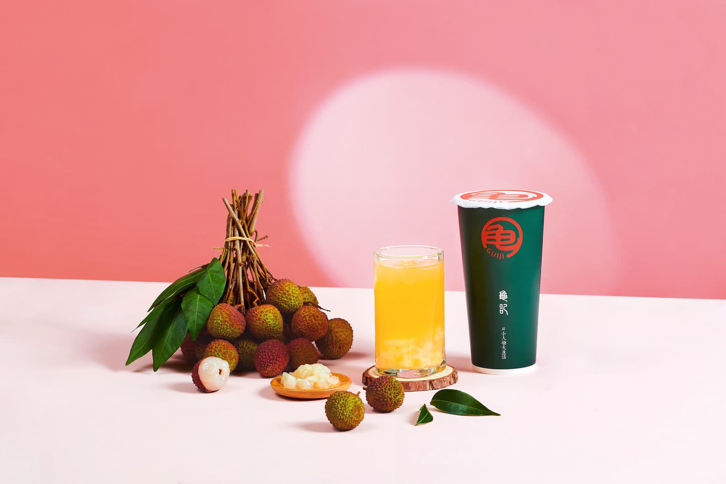 連14天買一送一!龜記最夯「玉荷包茶王」回歸、春陽茶事推芒果青+外送優惠 連14天買一送一!龜記最夯「玉荷包茶王」回歸、春陽茶事推芒果青+外送優惠