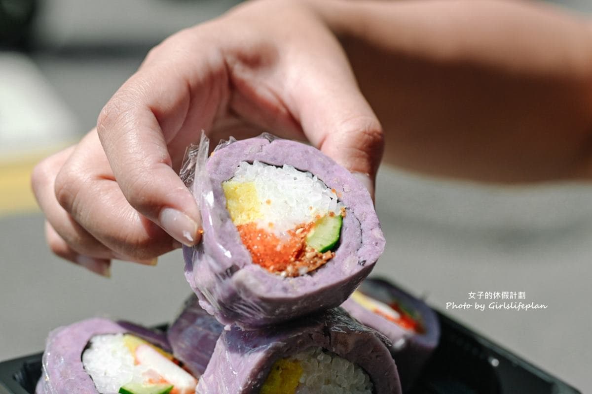 芋泥控嗨翻!國華街排隊必吃「芋泥壽司」藏在這,鮭魚豪撒糖粒炙燒太誘人 芋泥控嗨翻!國華街排隊必吃「芋泥壽司」藏在這,鮭魚豪撒糖粒炙燒太誘人