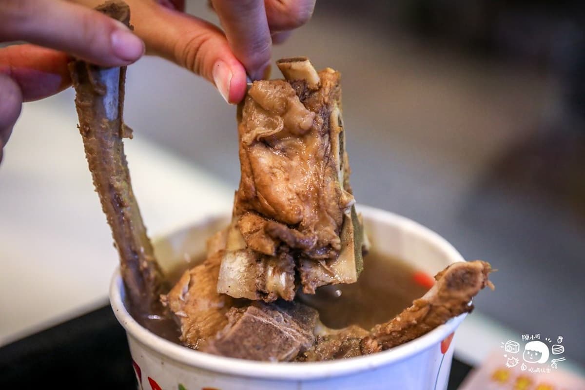 老饕都哭了!「2023台北米其林小吃」掉榜TOP10:最強排隊早餐、老字號牛肉麵 老饕都哭了!「2023台北米其林小吃」掉榜TOP10:最強排隊早餐、老字號牛肉麵