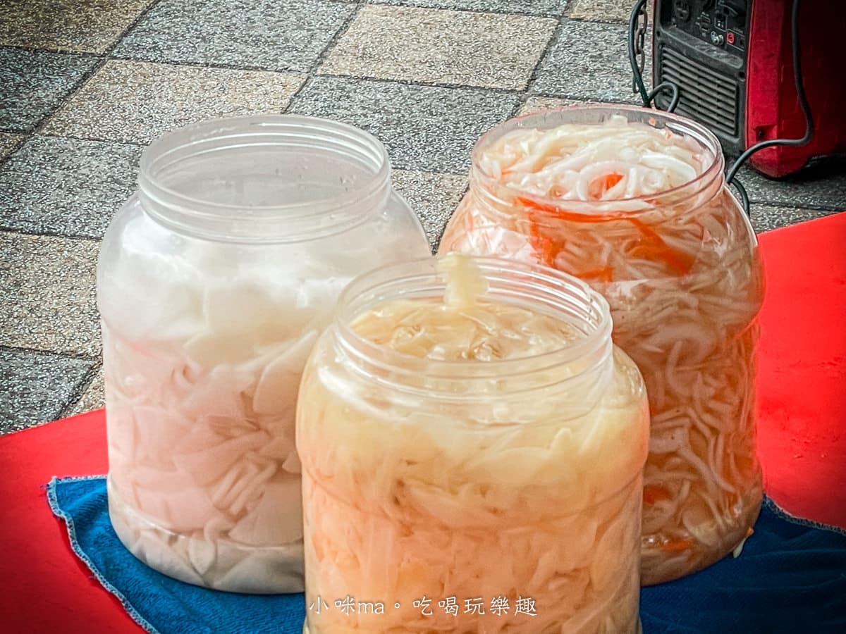 冒雨排隊也甘願!最難買「香腸米腸發財車」想吃靠運氣,銷魂鹹豬肉香Q唰嘴 冒雨排隊也甘願!最難買「香腸米腸發財車」想吃靠運氣,銷魂鹹豬肉香Q唰嘴