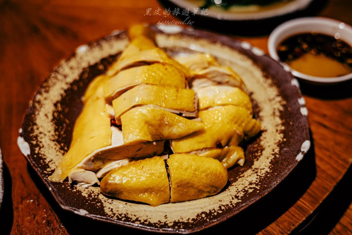 豬油拌飯吃到飽!龍潭「百年三合院」藏絕版客家菜,必點黃金土雞、客家三寶 豬油拌飯吃到飽!龍潭「百年三合院」藏絕版客家菜,必點黃金土雞、客家三寶