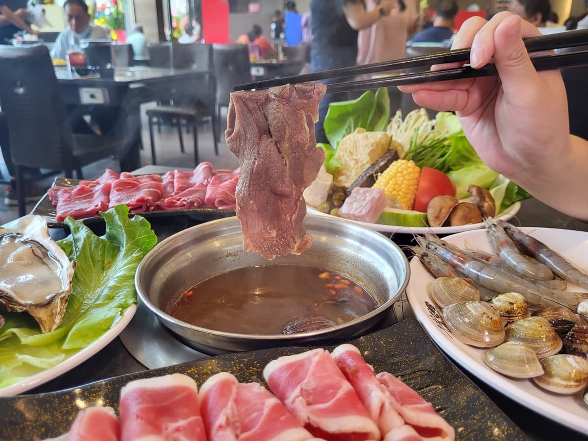 499元超巨鰻魚吃到飽!千葉火鍋超狂「鰻魚祭」,加碼10月壽星5折開嗑 499元超巨鰻魚吃到飽!千葉火鍋超狂「鰻魚祭」,加碼10月壽星5折開嗑
