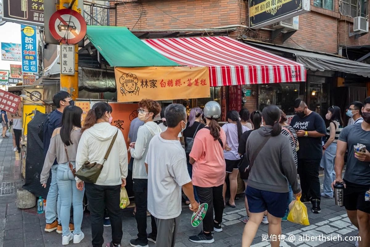 台南人激推!5家魔王級「台式下午茶」:大雞腿甜甜圈、爆餡酥脆韮菜盒 台南人激推!5家魔王級「台式下午茶」:大雞腿甜甜圈、爆餡酥脆韮菜盒