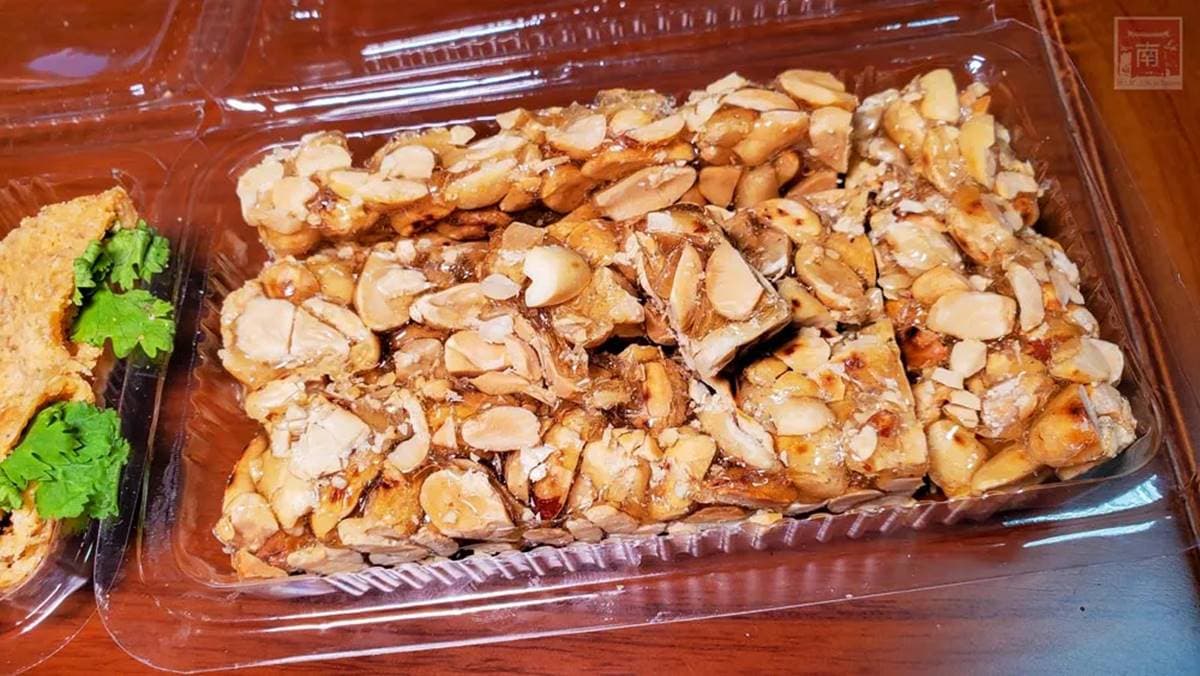 台南人激推!5家魔王級「台式下午茶」:大雞腿甜甜圈、爆餡酥脆韮菜盒 台南人激推!5家魔王級「台式下午茶」:大雞腿甜甜圈、爆餡酥脆韮菜盒