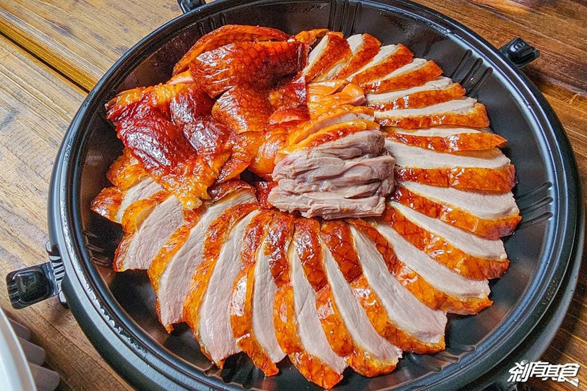 360元爽嗑烤鴨二吃!台中人氣「港式脆皮鴨」老饕激推,醬爆鴨骨香辣唰嘴 360元爽嗑烤鴨二吃!台中人氣「港式脆皮鴨」老饕激推,醬爆鴨骨香辣唰嘴