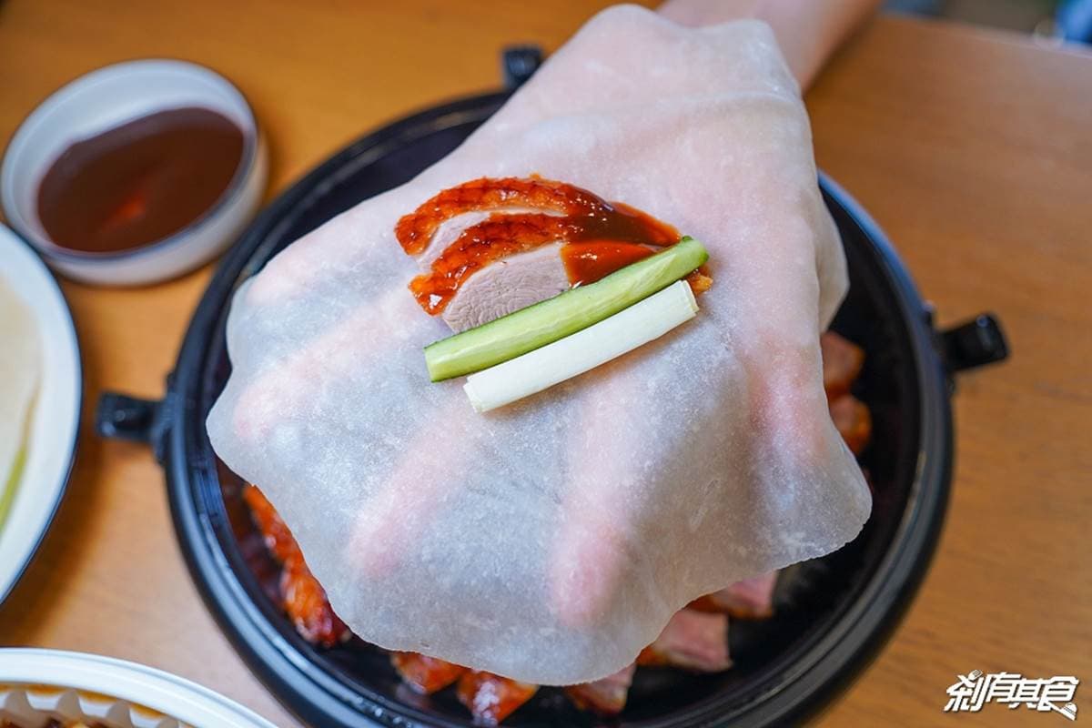 360元爽嗑烤鴨二吃!台中人氣「港式脆皮鴨」老饕激推,醬爆鴨骨香辣唰嘴 360元爽嗑烤鴨二吃!台中人氣「港式脆皮鴨」老饕激推,醬爆鴨骨香辣唰嘴