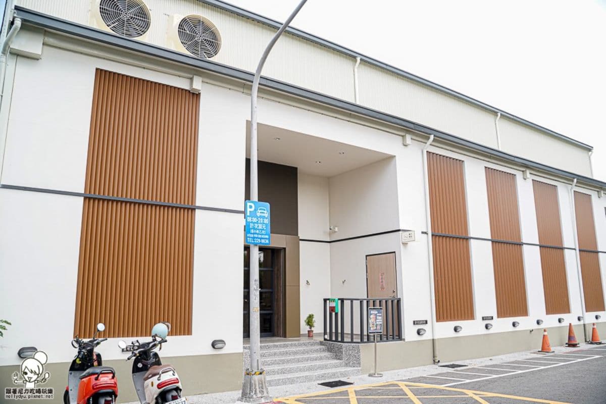 11月限定「超肥龍蝦堡」買一送一!隱藏版超市240元開嗑,免百元吃澳洲和牛堡 11月限定「超肥龍蝦堡」買一送一!隱藏版超市240元開嗑,免百元吃澳洲和牛堡
