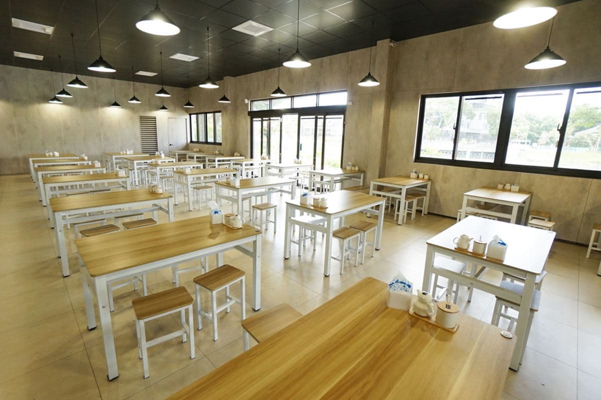 【新開店】牛肉麵吃到飽!90元起加湯加麵不用錢,豆花、飲料無限供應 【新開店】牛肉麵吃到飽!90元起加湯加麵不用錢,豆花、飲料無限供應