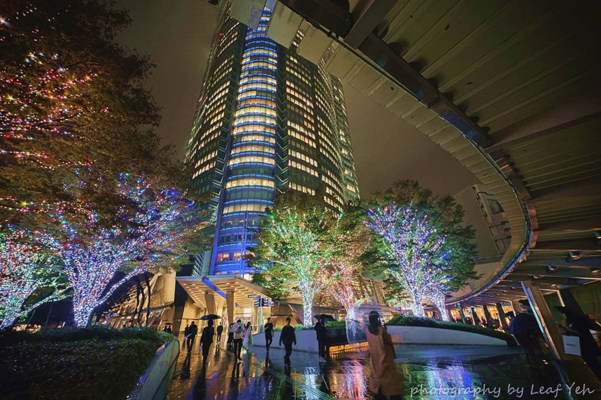 2023最新!東京聖誕「六本木之丘」點燈直擊,燈海雨中倒影IG拍爆 2023最新!東京聖誕「六本木之丘」點燈直擊,燈海雨中倒影IG拍爆