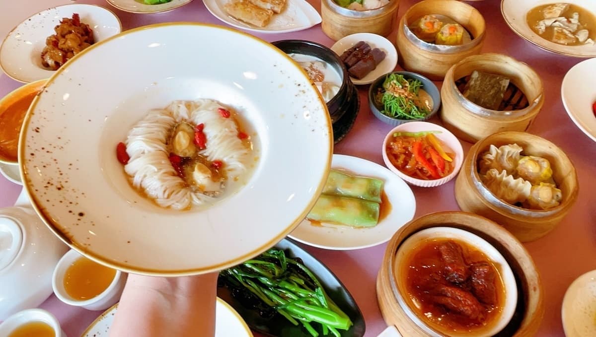 【獨家】港點吃到飽買一送一!超過60道港式料理無限吃,加碼再送松葉蟹鍋 【獨家】港點吃到飽買一送一!超過60道港式料理無限吃,加碼再送松葉蟹鍋