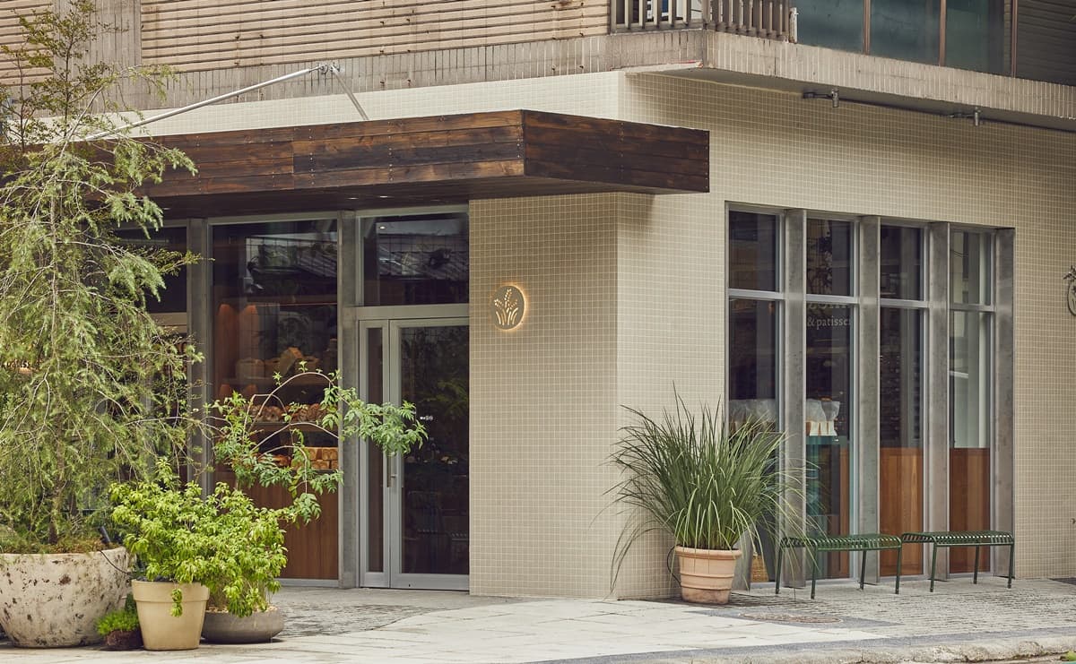 鹽可頌、千層派買一送一!台北師大「最美街角麵包店」開張,歐式穀倉超好拍 鹽可頌、千層派買一送一!台北師大「最美街角麵包店」開張,歐式穀倉超好拍