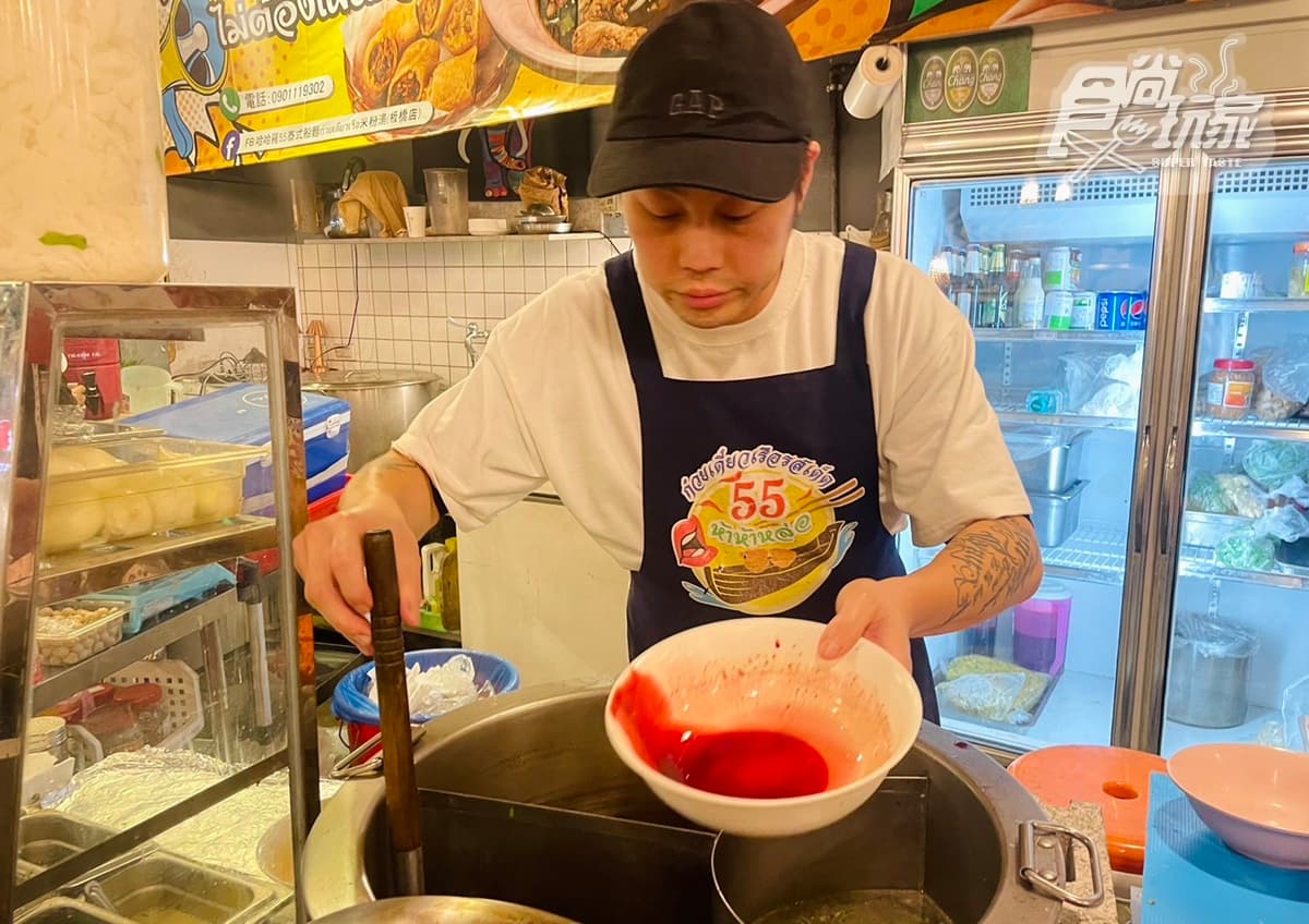 餐點不超過65元!排隊名店「泰國船麵」進軍東區,2種配料免費加 餐點不超過65元!排隊名店「泰國船麵」進軍東區,2種配料免費加